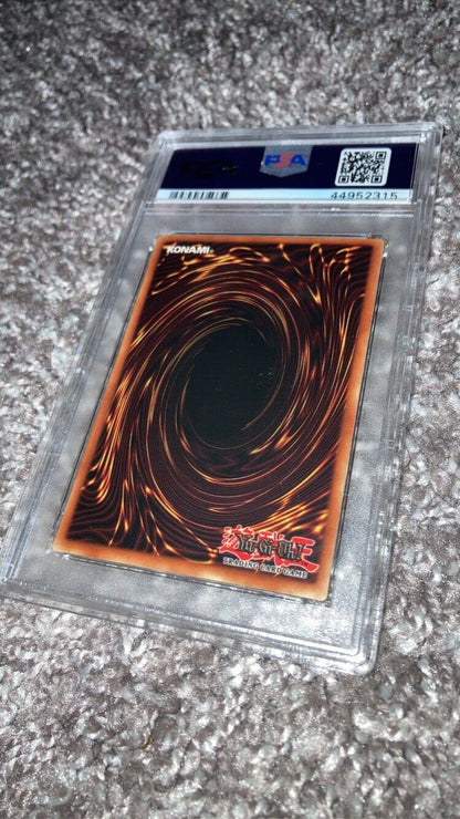 Yu-Gi-Oh! Blue Eyes White Dragon LOB-001 1st Edition PSA 9